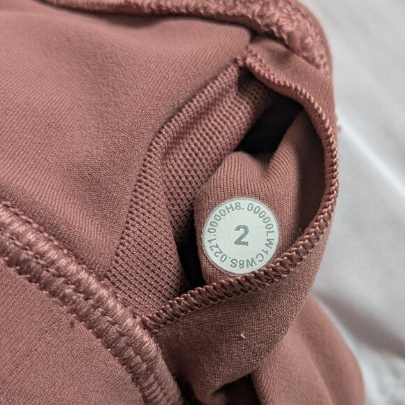 Lululemon Tank Top Women's Size 2 Pink Chai Align Crop Athleisure Sporty Yoga - Picture 4 of 11